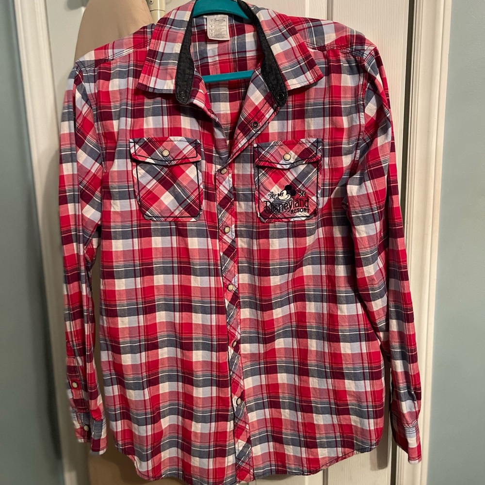 Ladies Mickey Mouse long sleeve shirt Size L/T
